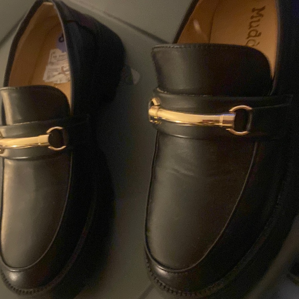 Mudd Loafers size 8